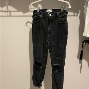 Abercrombie & Fitch Black Ankle Straight Ultra High Rise Distressed Jeans